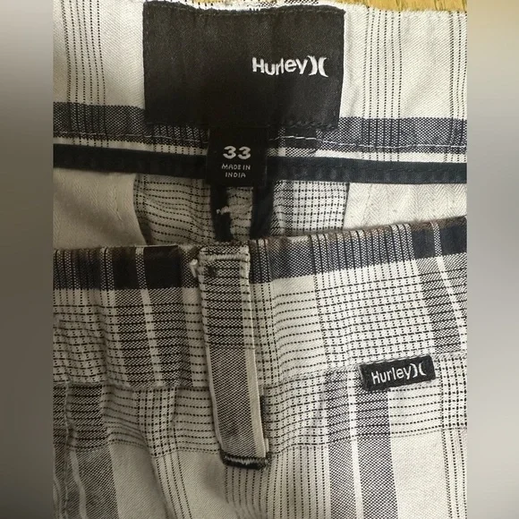 Old Navy & Hurley Men’s Shorts Bundle Size 32-33 - Picture 4 of 9
